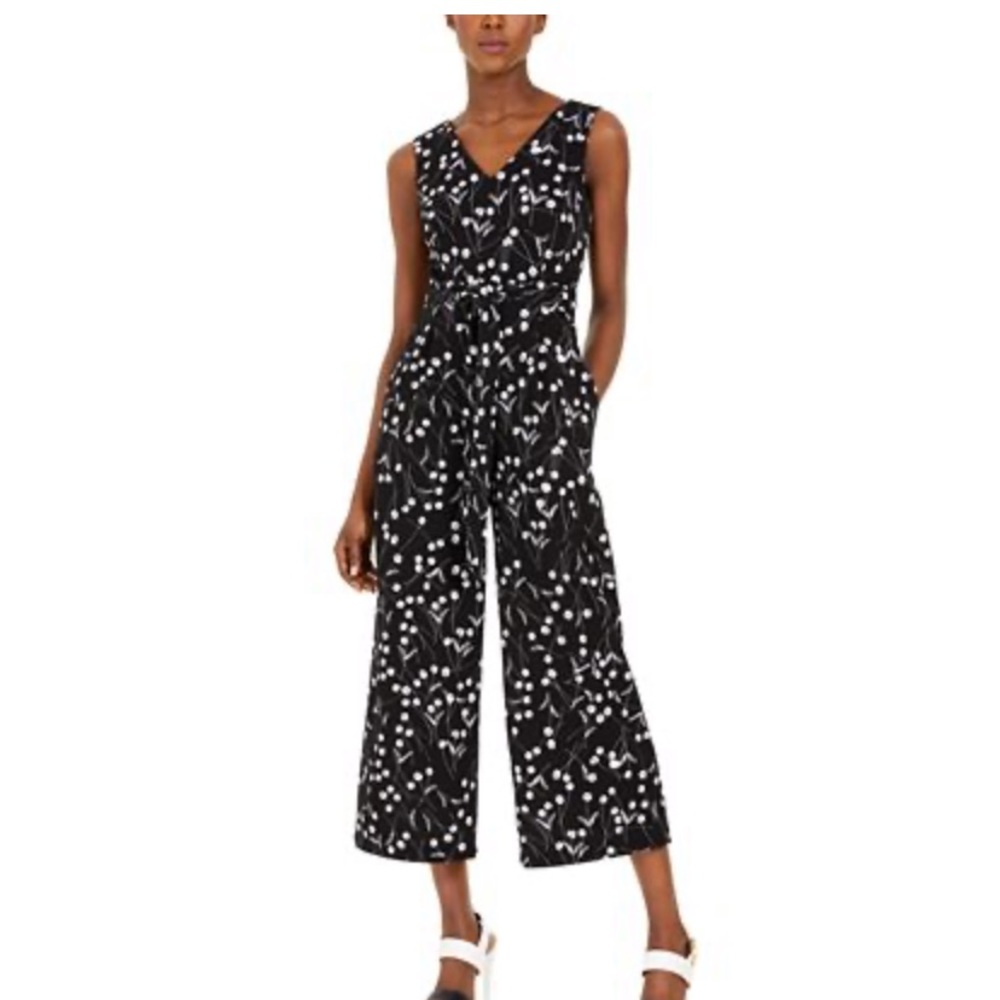 Calvin Klein Cropped Floral Jumpsuit size 4 NWT